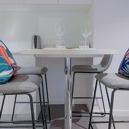 Amazing 2 Bedroom In Cbd! Brisbane Exteriör bild