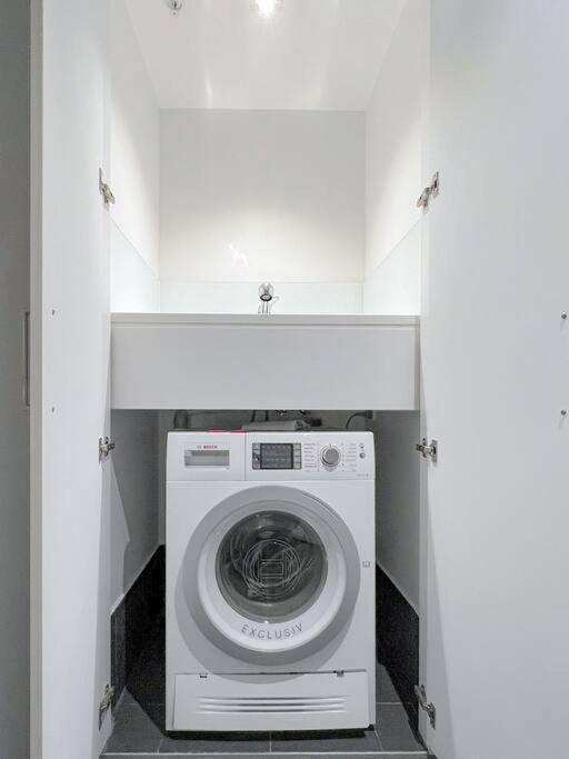 Amazing 2 Bedroom In Cbd! Brisbane Exteriör bild
